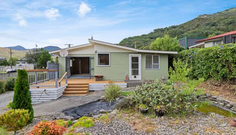 8 Lawrence Street, Havelock