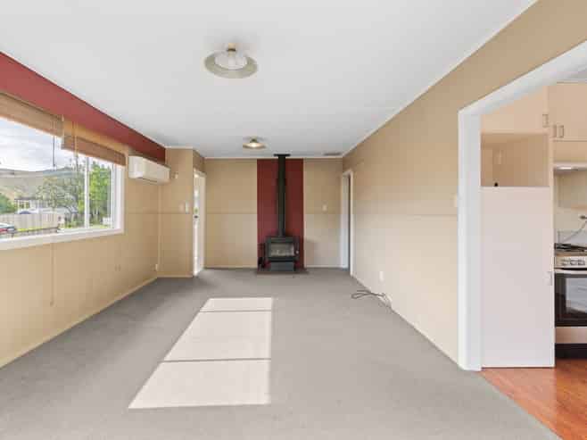 8 Lawrence Street, Havelock