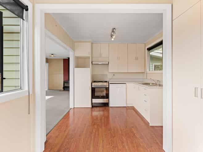 8 Lawrence Street, Havelock