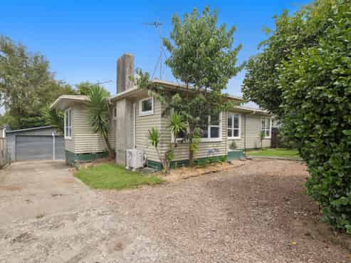 288A Sunset Road, Sunnybrook
