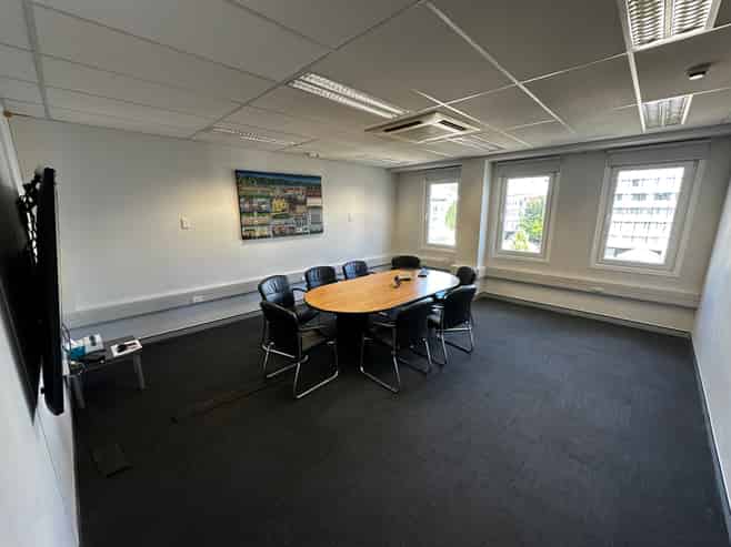 Exclusive Whole Floor CBD Tenancy