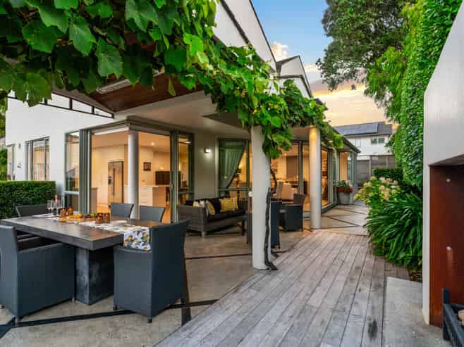 46B Clifton Road, Takapuna