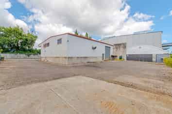 Unbeatable Value - Freehold  Industrial