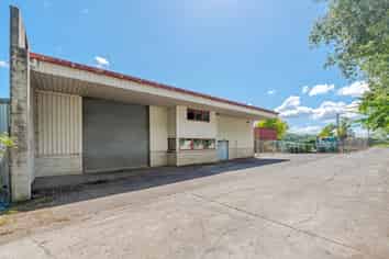 Unbeatable Value - Freehold  Industrial