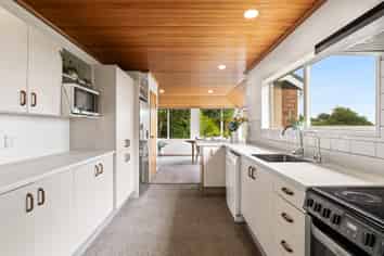 298 Chain Hills Road, Chain Hills