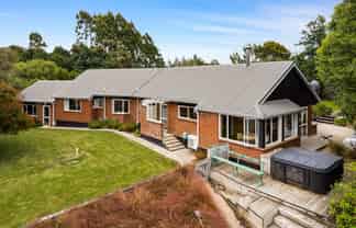 298 Chain Hills Road, Chain Hills