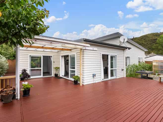 209A Waddington Drive, Naenae