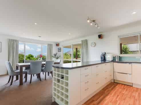 5 Norfolk Place, Stoke