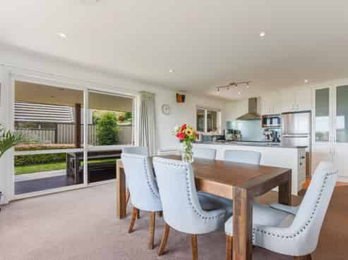 5 Norfolk Place, Stoke