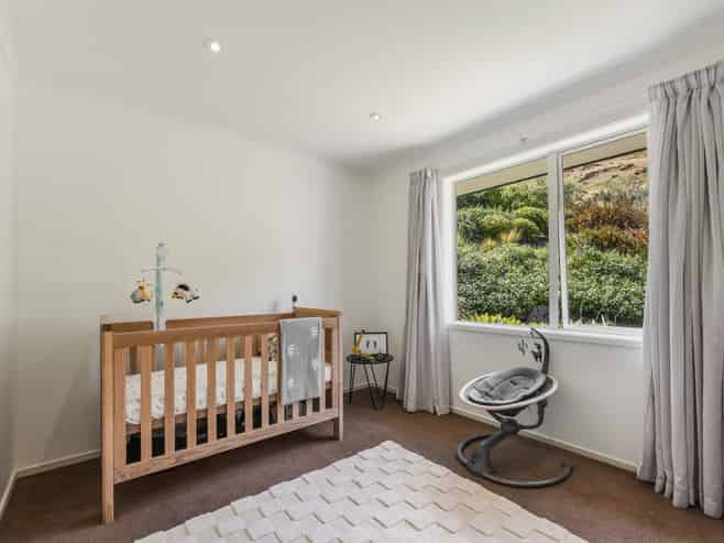 5 Norfolk Place, Stoke