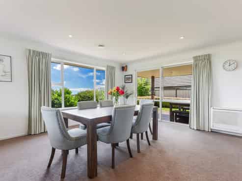 5 Norfolk Place, Stoke