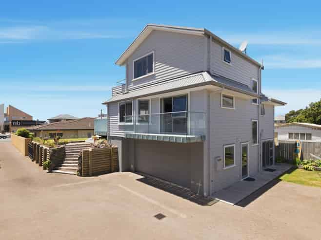 16B Oceanbeach Road, Mount Maunganui