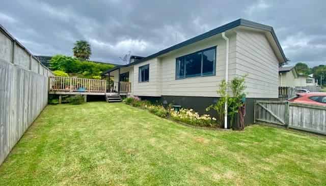 4 Farrow Way, Welcome Bay