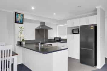 4/52 Cook Street, Hamilton East