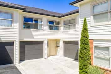 4/52 Cook Street, Hamilton East