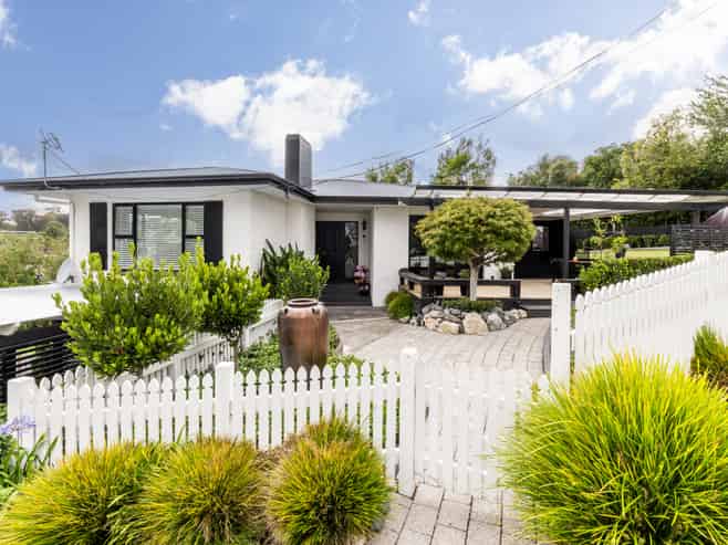 55 Breadalbane Avenue, Havelock North