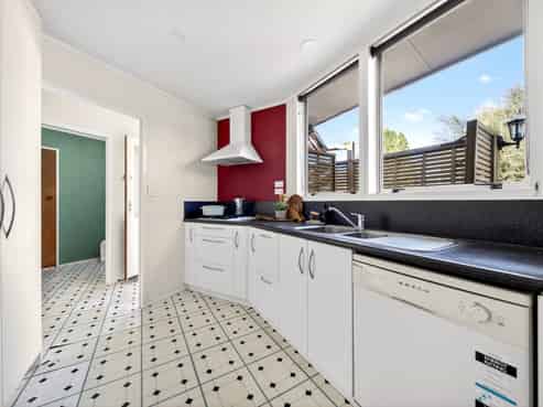 35 Lincoln Road, Carterton