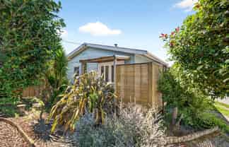 35 Lincoln Road, Carterton