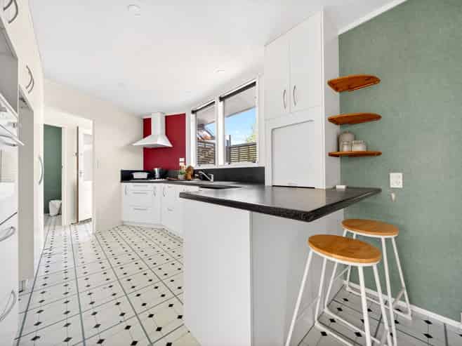 35 Lincoln Road, Carterton