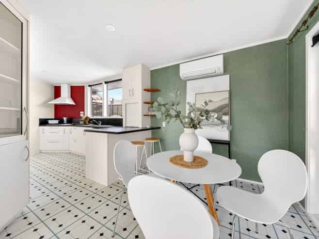 35 Lincoln Road, Carterton