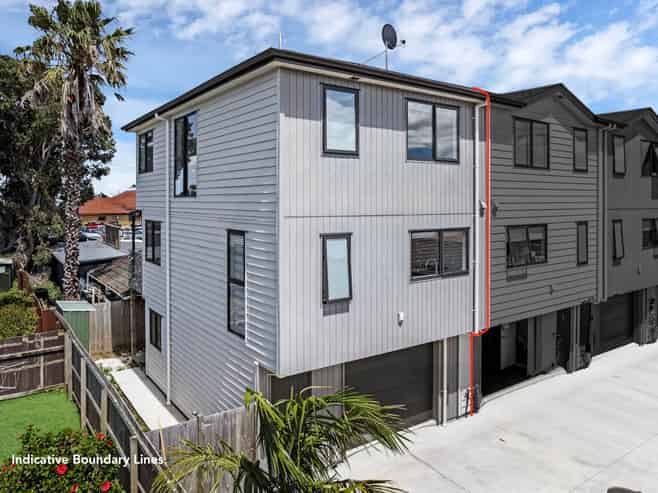 8/20 Charles Street, Papatoetoe