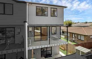 8/20 Charles Street, Papatoetoe