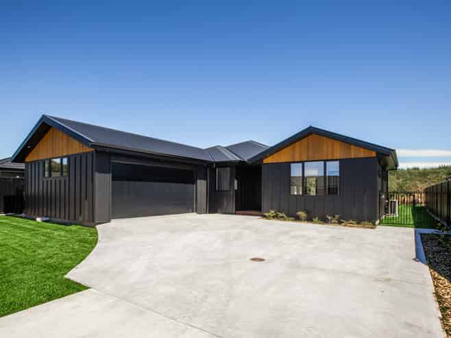 9 Arihi Crescent, Frimley