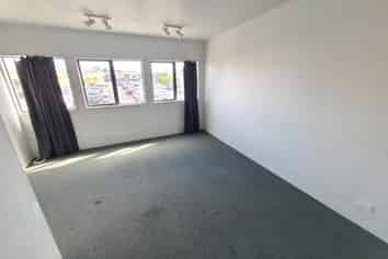 150M² SUPRISING SPACE
