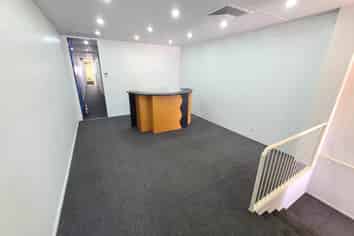 150M² OFFICE IN A GREAT LOCATION
