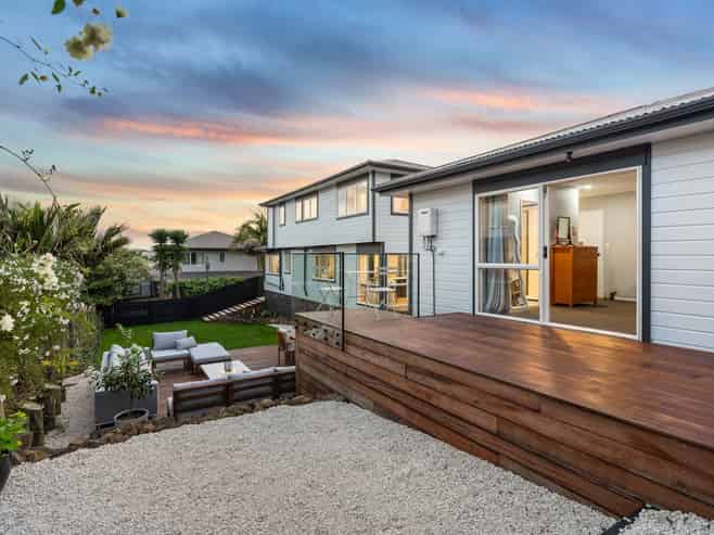 19I Paparoa Road, Cockle Bay