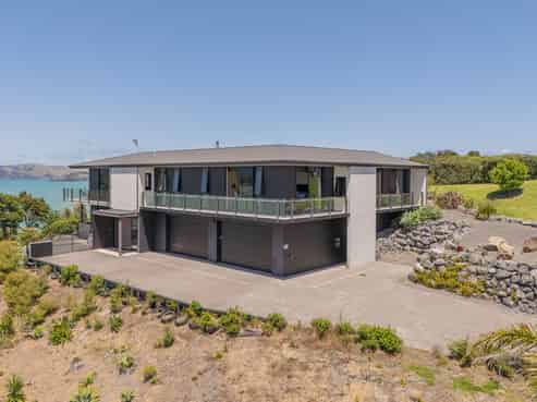 135 Huihana Lane, Coromandel