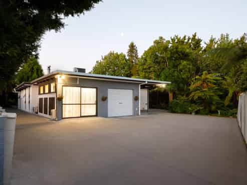 68 Hooker Avenue, Chedworth