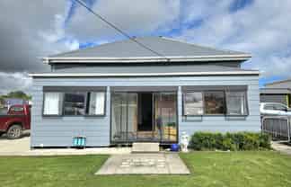 6 Adderley Street, Westport