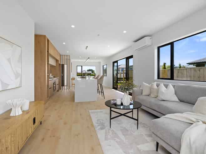 12 Mary Ann Drive, Cambridge