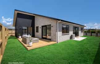 12 Mary Ann Drive, Cambridge