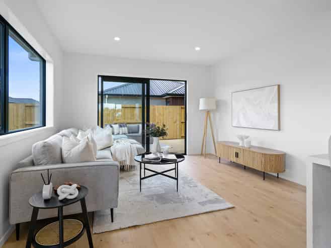 12 Mary Ann Drive, Cambridge