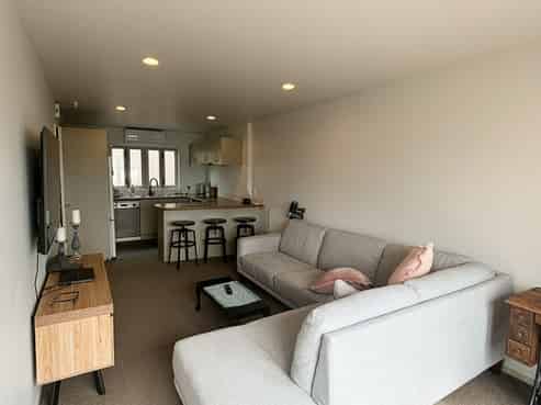 7/208 Lake Terrace, Hilltop