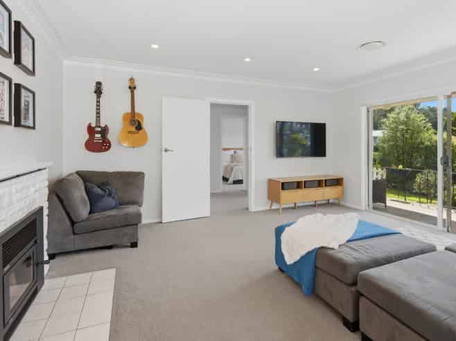 8 Crawford Crescent, Kamo