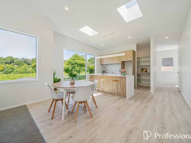 12 Manor Park Road, Manor Park