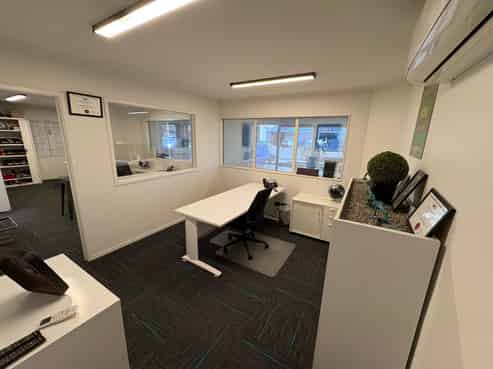 Large Yard with Functional Warehouse 