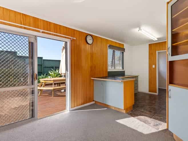 20  Newham Place, Henderson