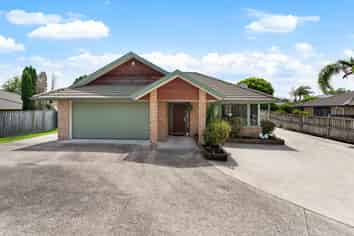 78 Lothian Brae, Wattle Downs