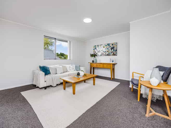 1/55 Redcrest Avenue, Papakura