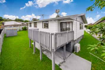 1/55 Redcrest Avenue, Papakura