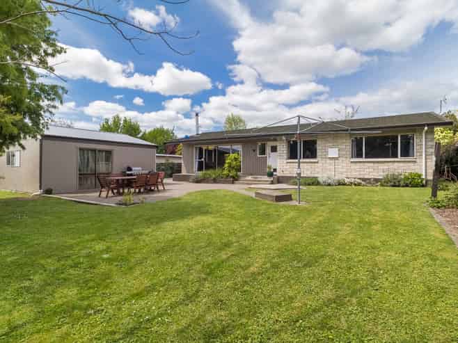 11 Brookvale Road, Havelock North