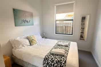 2/360 Devon Street East, Strandon