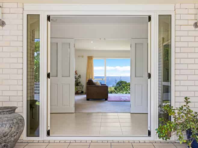 172 Cape Rodney Road, Leigh