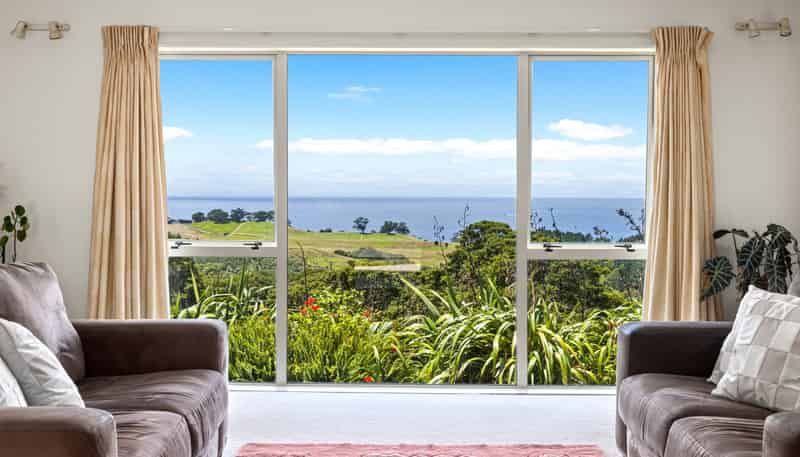 172 Cape Rodney Road, Leigh