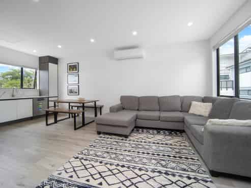 57B Pleasant Road, Glen Eden