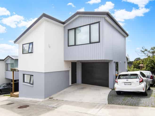 57B Pleasant Road, Glen Eden